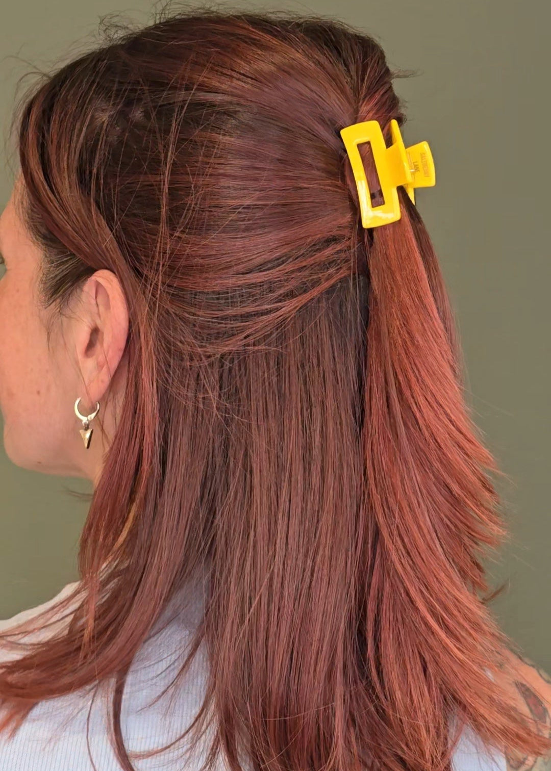 Auffällige Haarspange in Bananengelb – Drama Banana von Saltberry Lane mit starkem Halt und glänzendem Finish