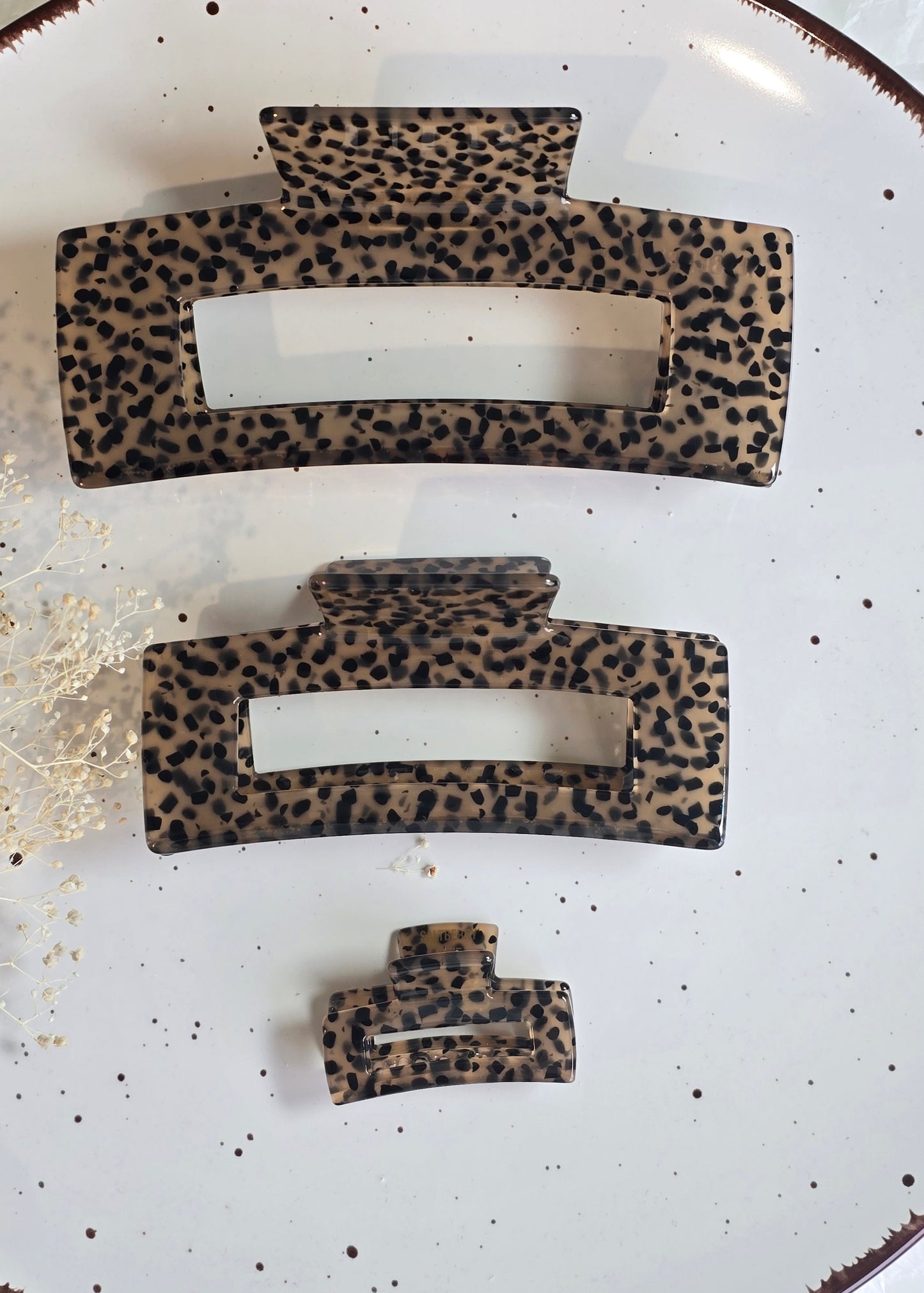 Wild gemusterte Haarspange im Leo-Design â ideal fĂŒr dickes Haar