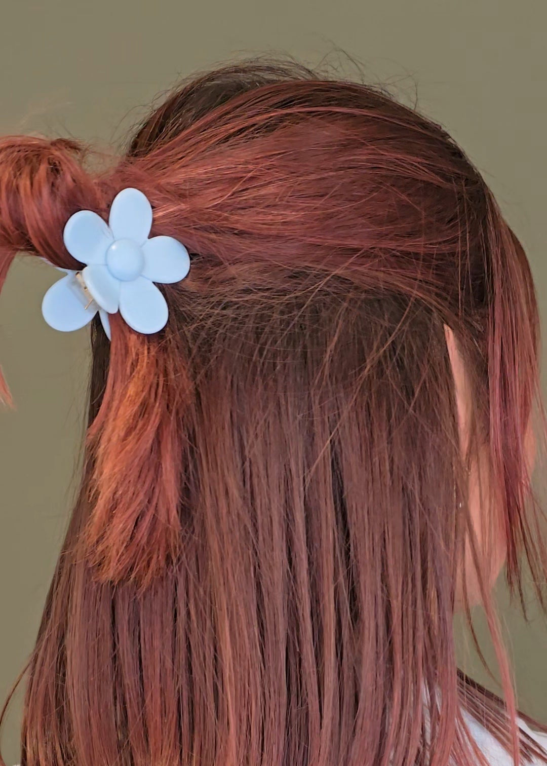 Matte Haarklammer im modernen Look – praktisches & stylisches Haaraccessoire von Saltberry Lane für den Alltag