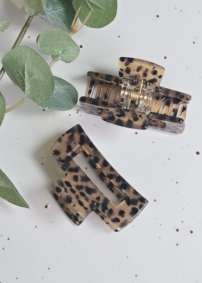 Trendige Leo Haarklammer aus Acetat – Haaraccessoire im Animal Look